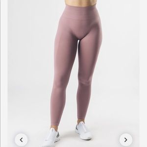 Alphalete Amplify Legging 💫